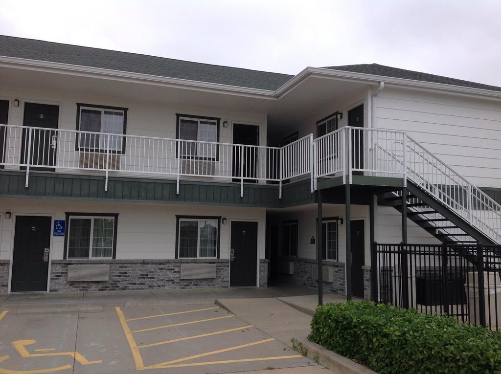 Days Inn By Wyndham Andover Dış mekan fotoğraf