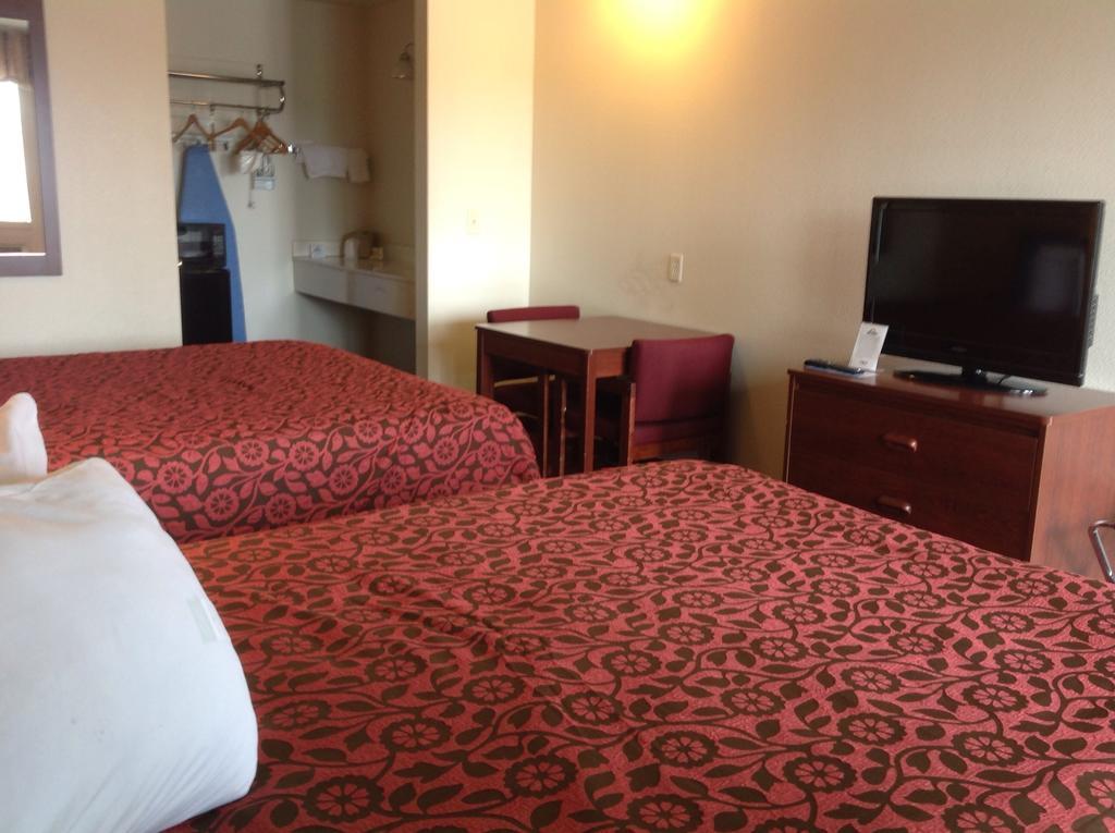 Days Inn By Wyndham Andover Dış mekan fotoğraf