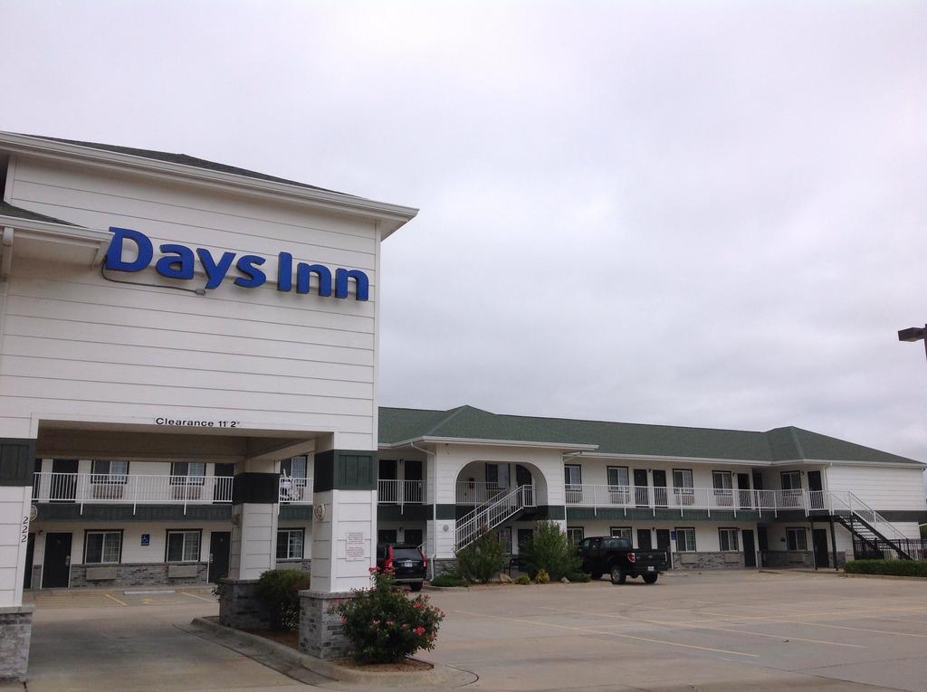 Days Inn By Wyndham Andover Dış mekan fotoğraf